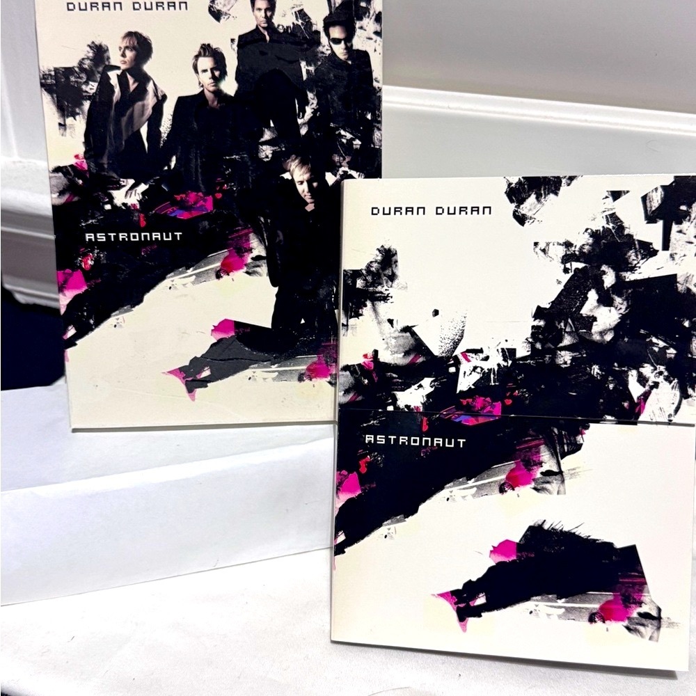 🎶✨ Duran Duran – Live from the Astronaut Tour (2004) | 2-Disc DVD + CD Set ✨🎶 - Picture 12 of 16
